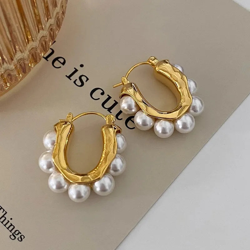 Pearl Oval Hoop Earrings